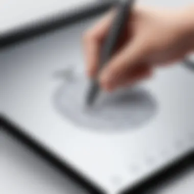 Drawing with Apple Pen on iPad Mini Illustration of Apple Pen in action on iPad Mini screen, demonstrating drawing capabilities