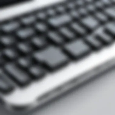 Compact and lightweight travel keyboard for iPad